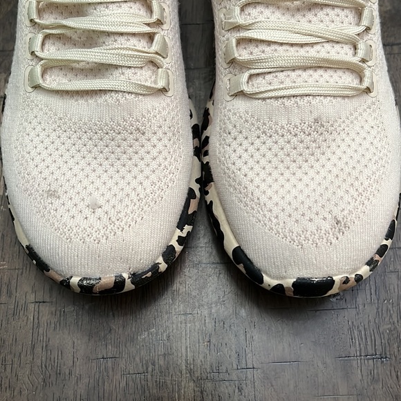 Apl - Picture 6 of 6